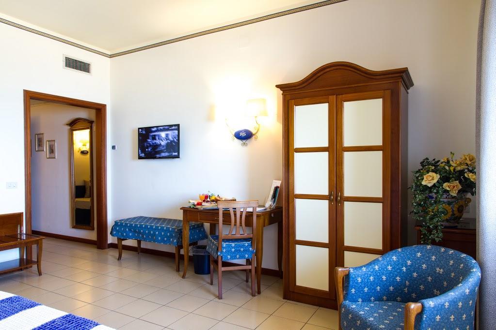 Hotel Riva Del Sole Cefalù Extérieur photo